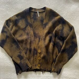 Green tie-dye cropped cardigan
